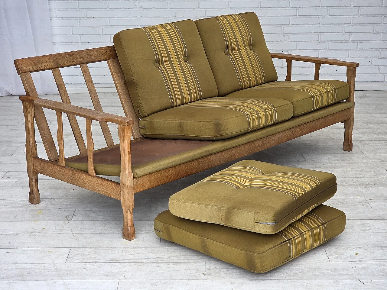 Danish 3-seater sofa, wool, solid oak wood, 1970s 7