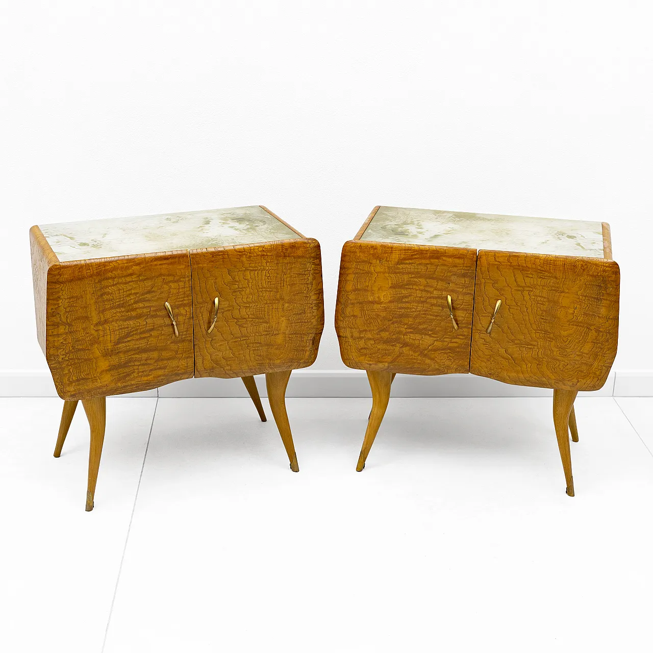 Pair of mid-century style beech and chestnut bedside tables, 50s 1