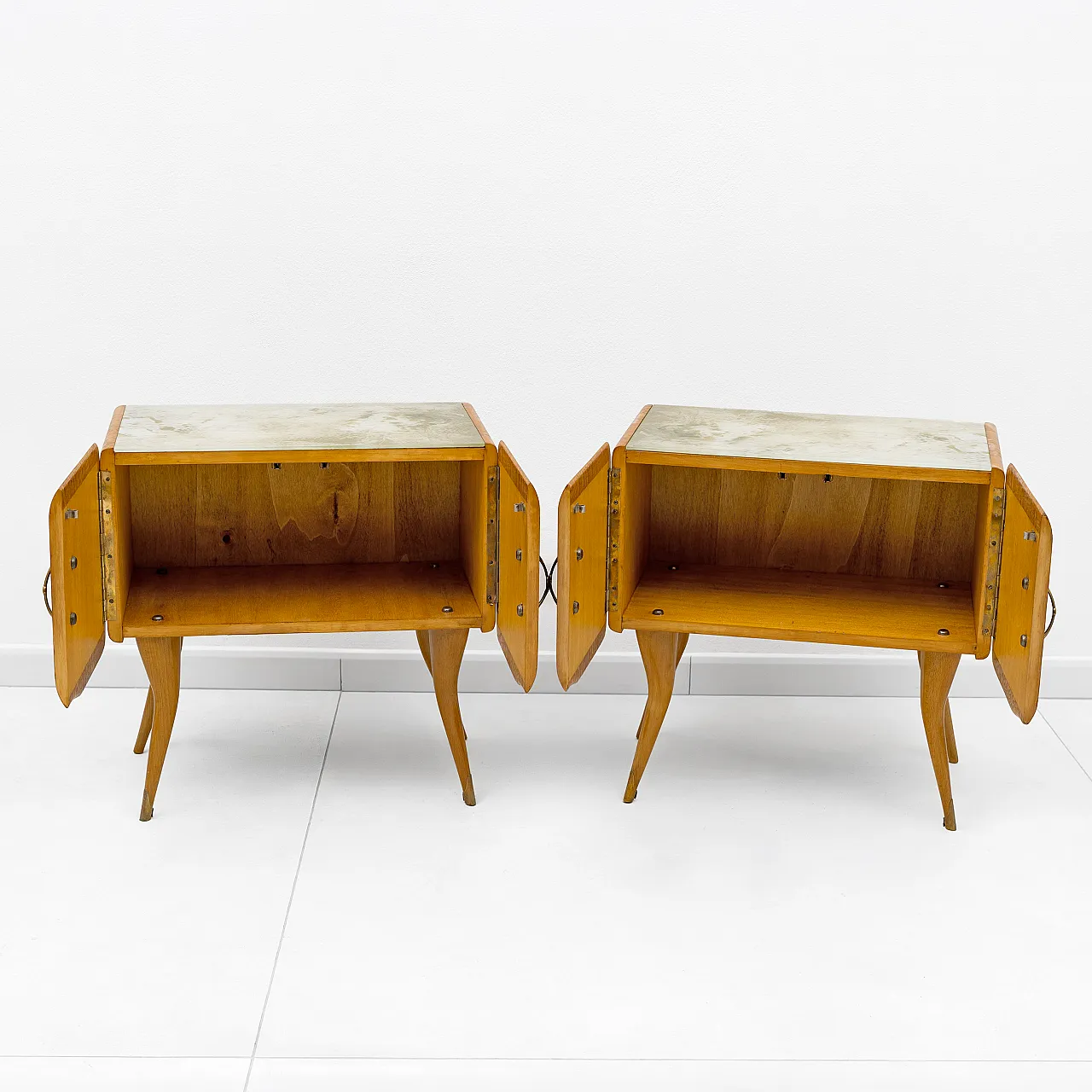 Pair of mid-century style beech and chestnut bedside tables, 50s 3