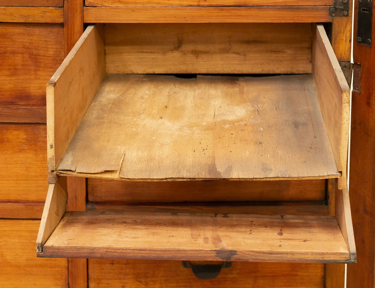 Solid oak filing cabinet, early 20th century 13