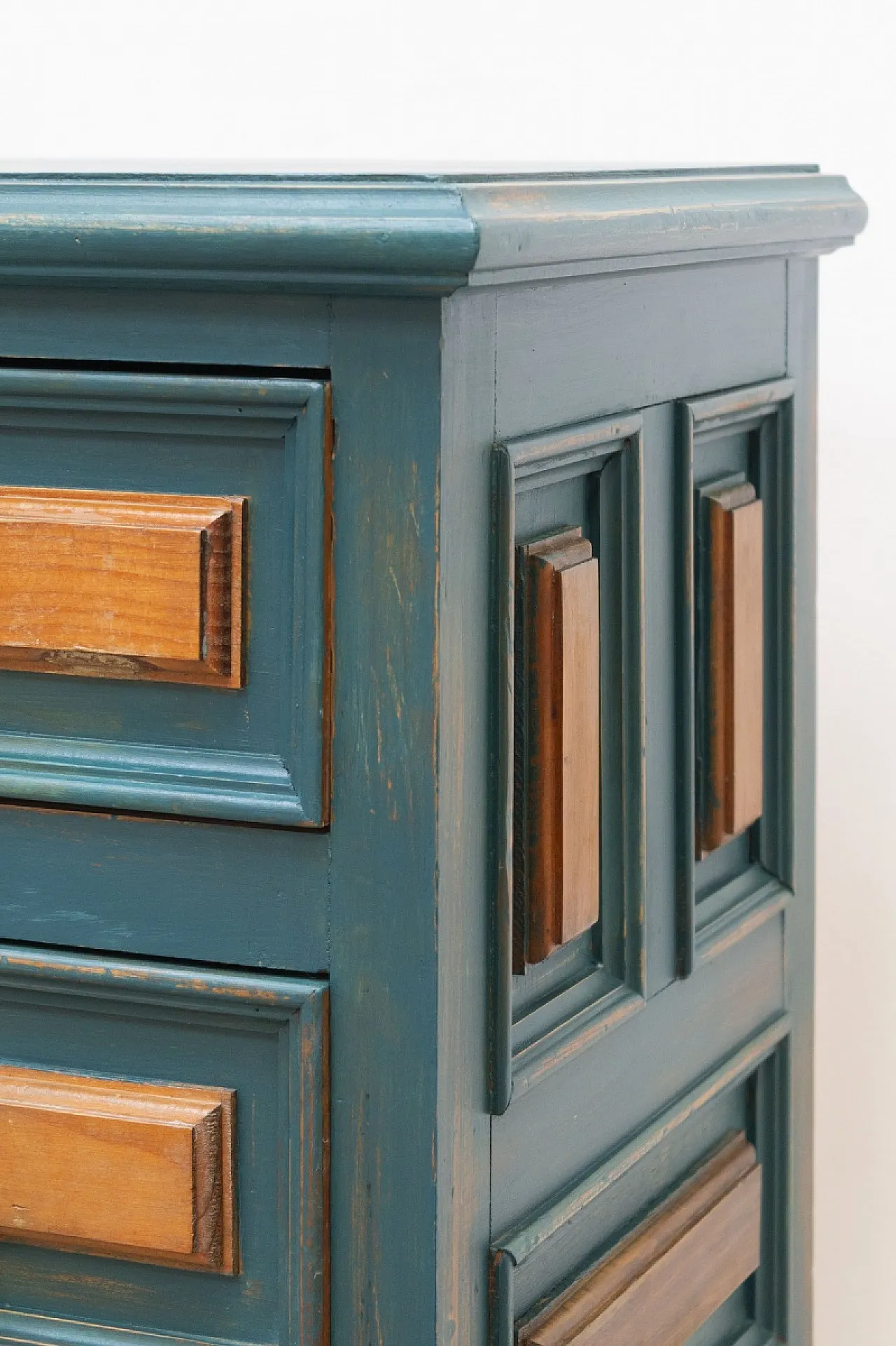 Cassettiera in abete e maniglie in ferro antichizzato, '900 8