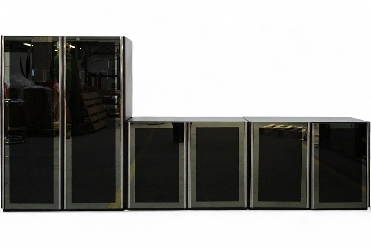 3 Mobili da salotto a due ante in vetro, legno e metallo, anni '70 10