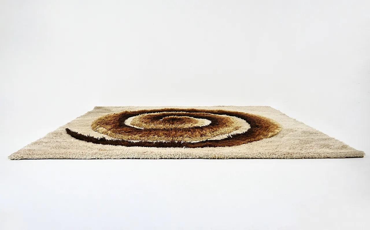 Tappeto a motivi italiani, anni '60 3