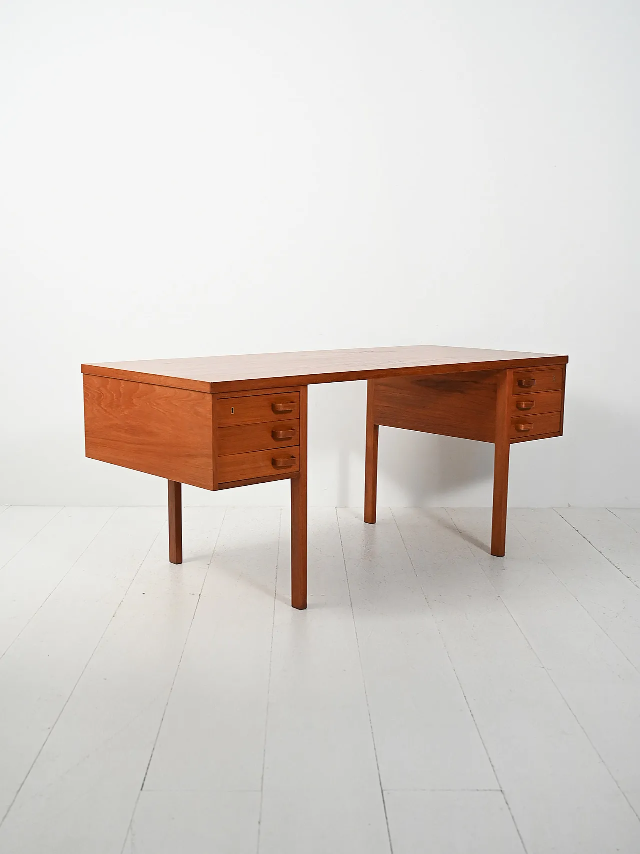 Teak desk by Nanna & Jørgen Ditzel 3