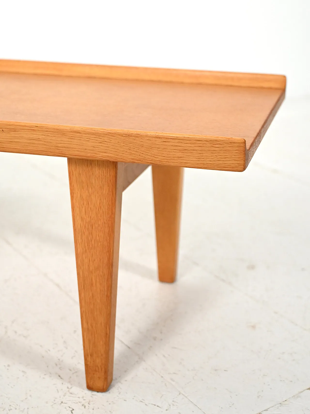 “Novett” model oak bench 6