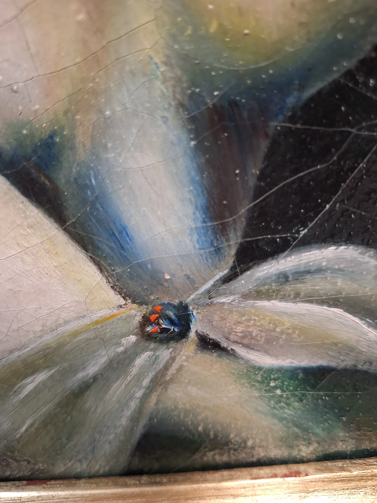 Oil on deco canvas depicting a woman with a carved and gilded frame 4