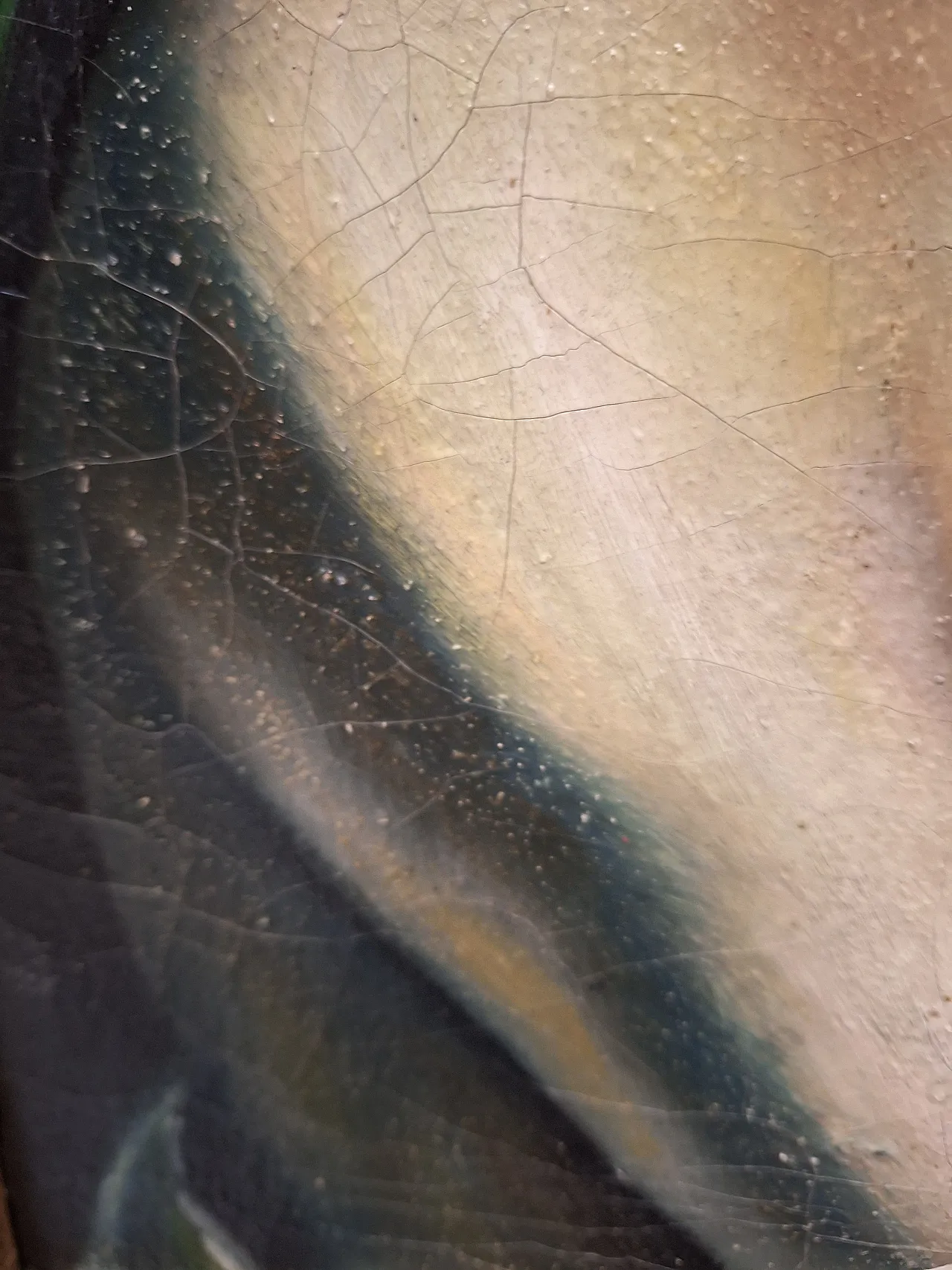 Oil on deco canvas depicting a woman with a carved and gilded frame 7