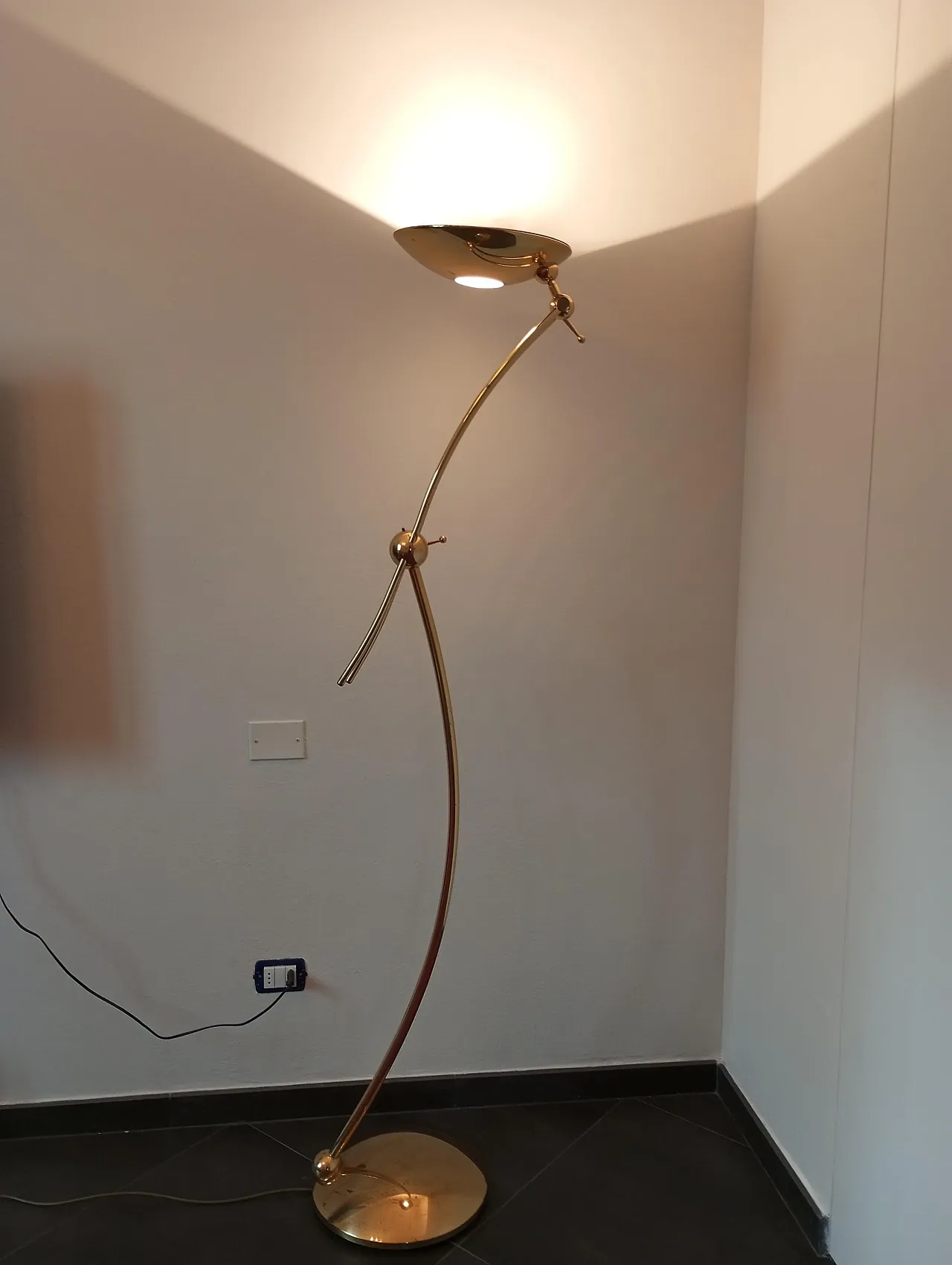 Lampada da terra di Luigi Colani in ottone, Italia, anni ‘70 12