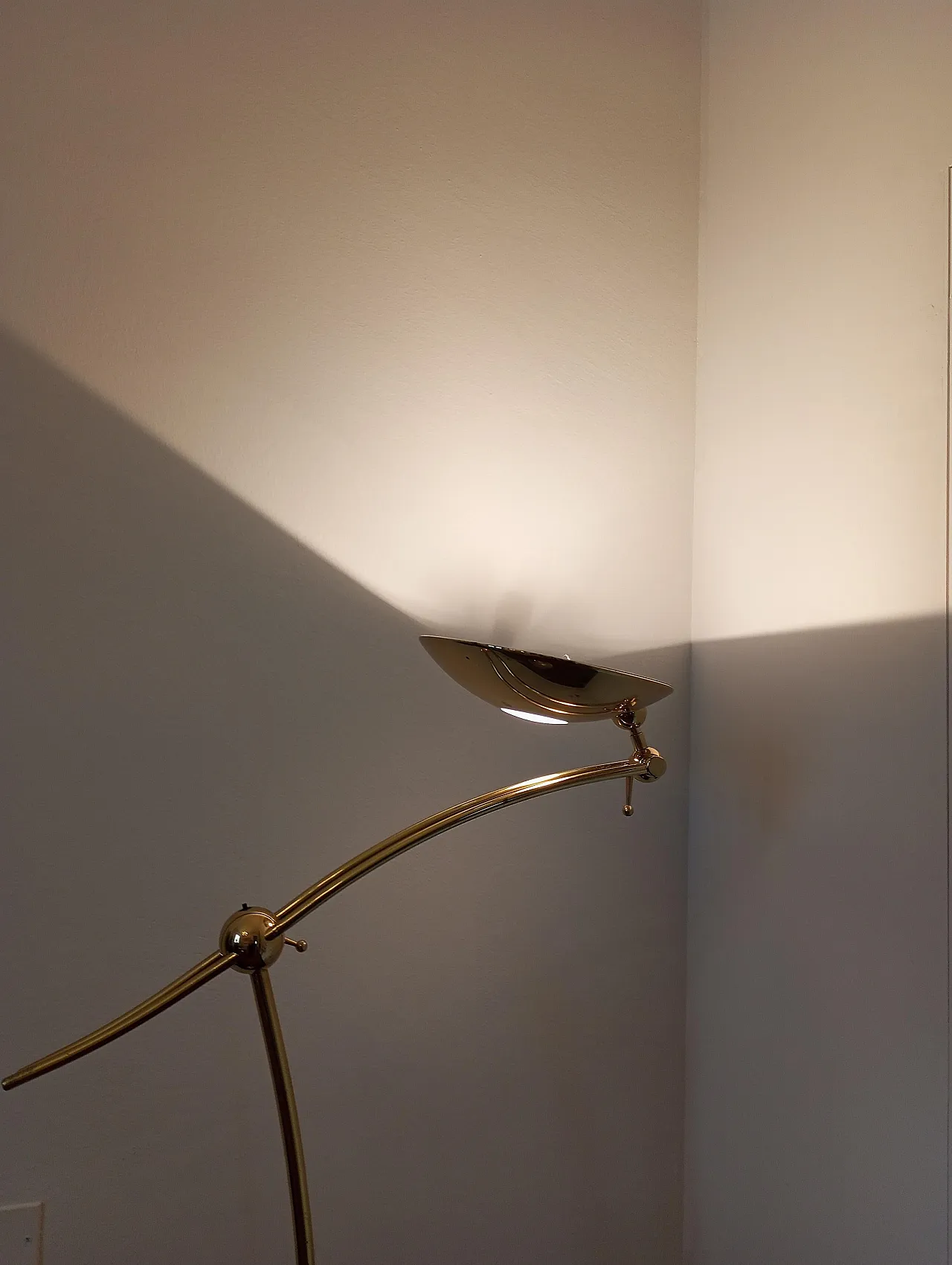 Lampada da terra di Luigi Colani in ottone, Italia, anni ‘70 14