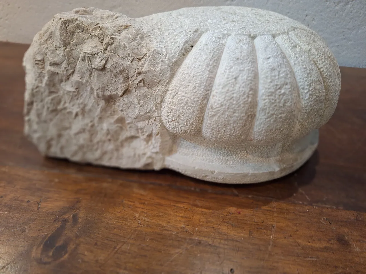 Marble wall stoup, 18th century 16