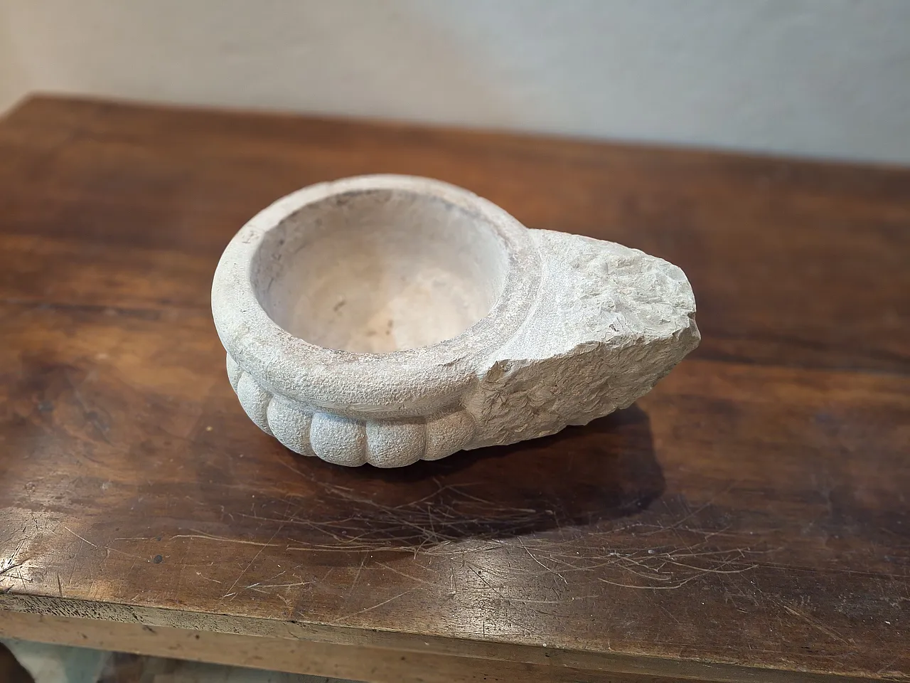 Marble wall stoup, 18th century 18