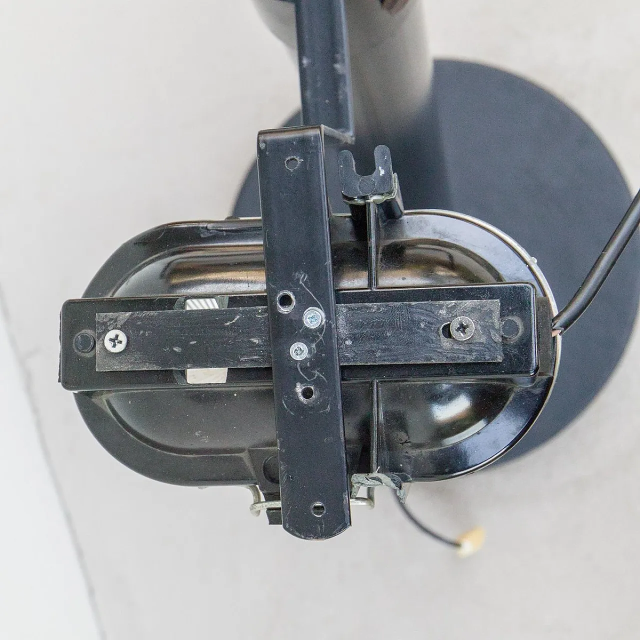 Lampada da terra Orca Virtuosa di Örni Halloween per Artemide, 1976 9