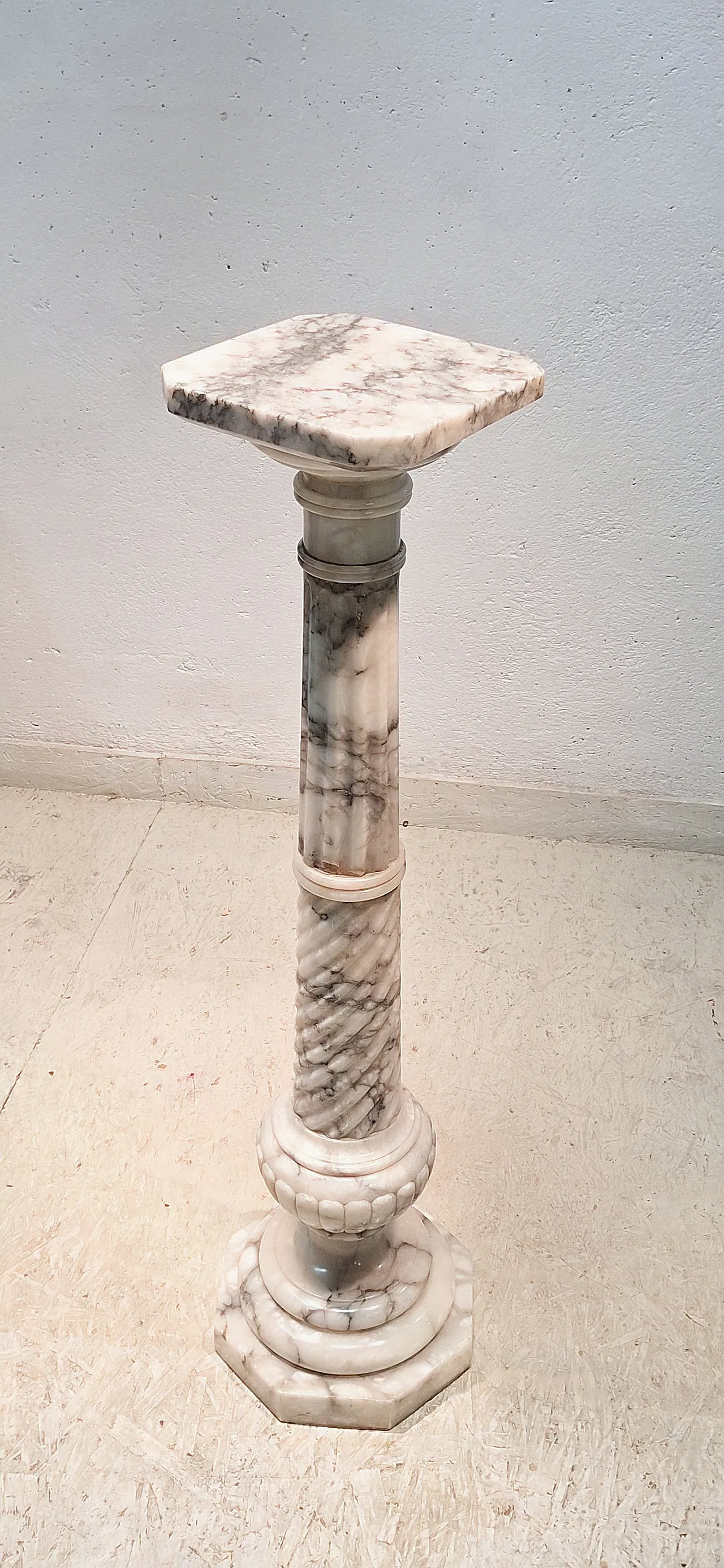 Marble column, early 20th century 13