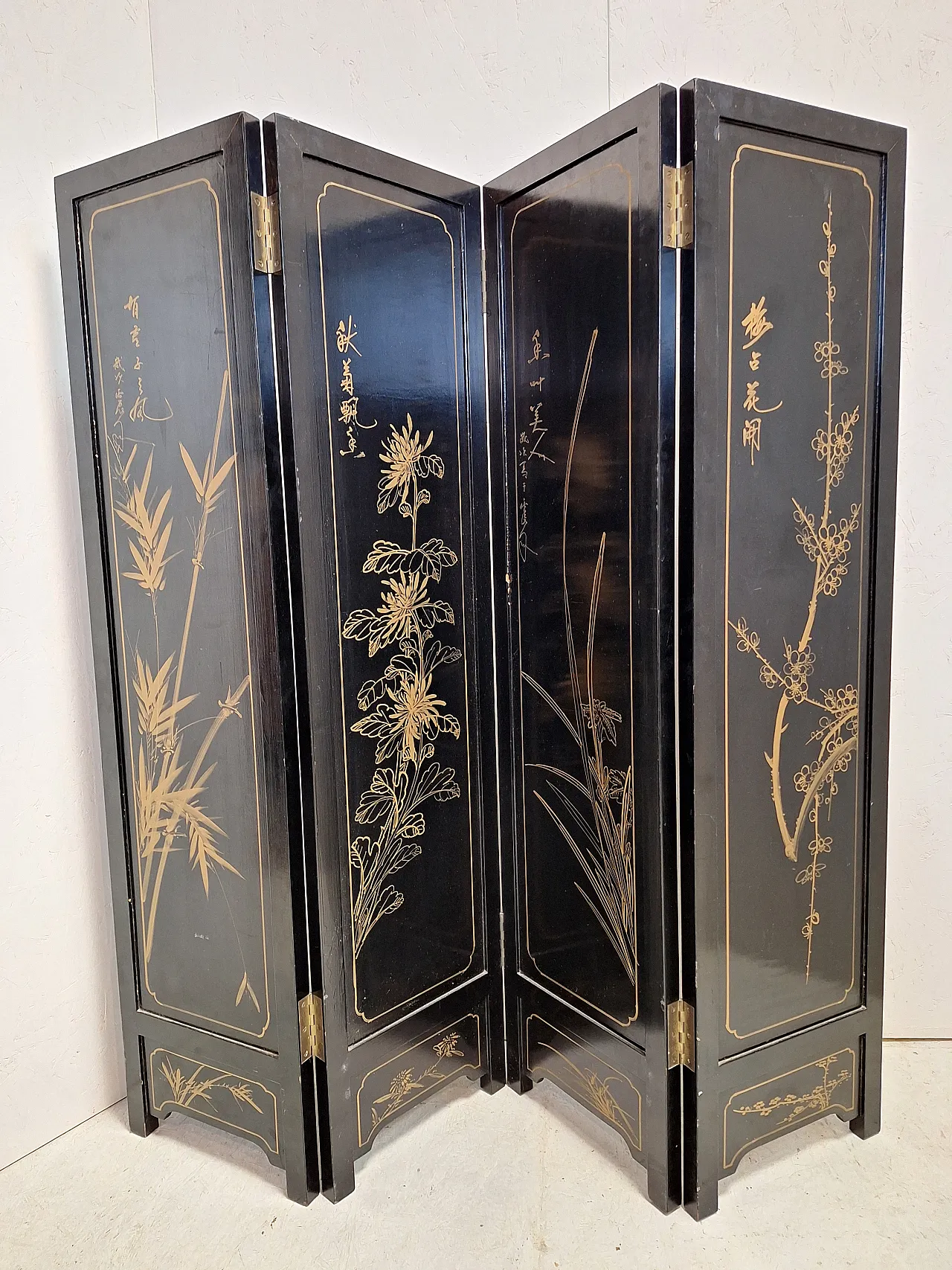 Paravento orientale in lacca con decorazioni in pietra, anni '50 22