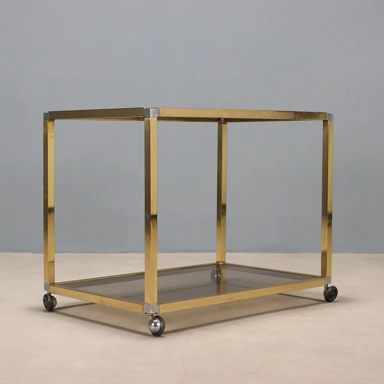 Carrello da cucina con doppio ripiano, ottone e vetro fumé, '900 9
