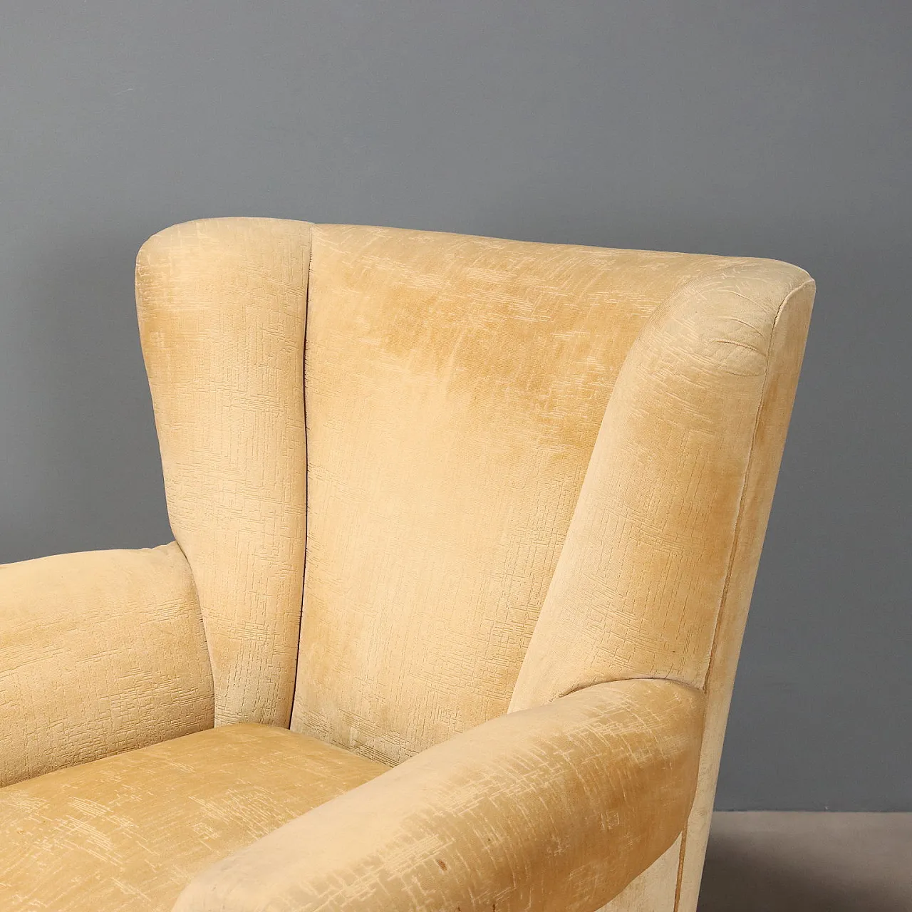 Coppia di poltrone con imbottitura in molle e piuma e tessuto, '900 5