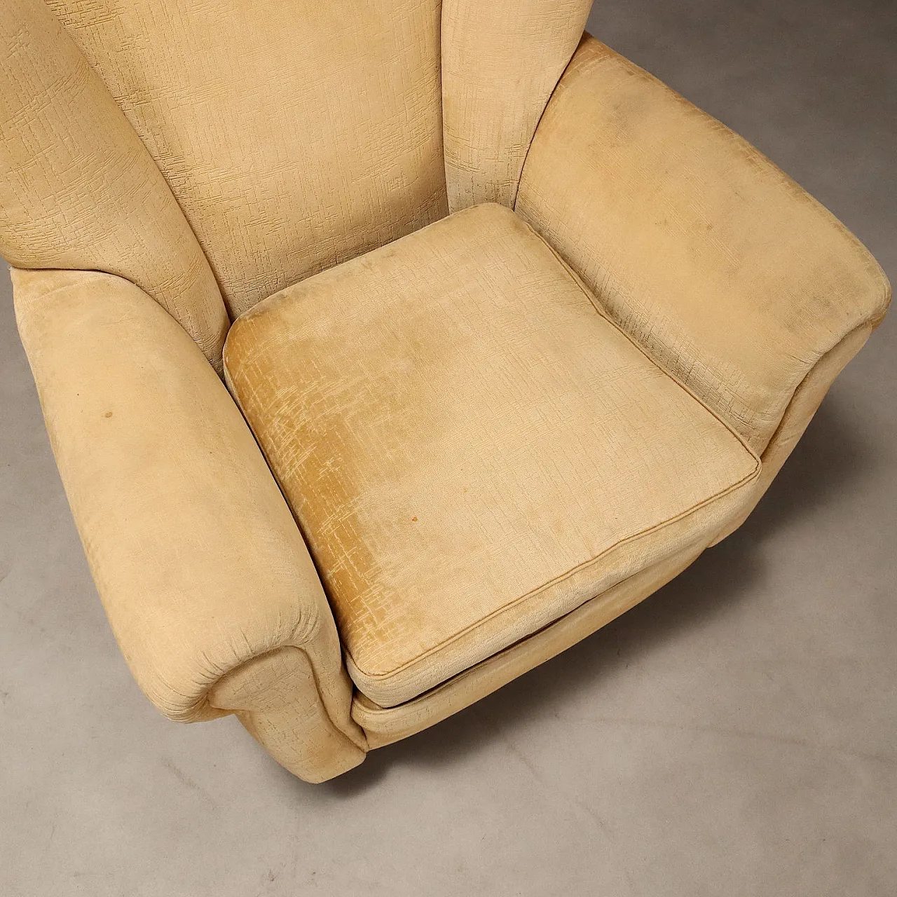 Coppia di poltrone con imbottitura in molle e piuma e tessuto, '900 8