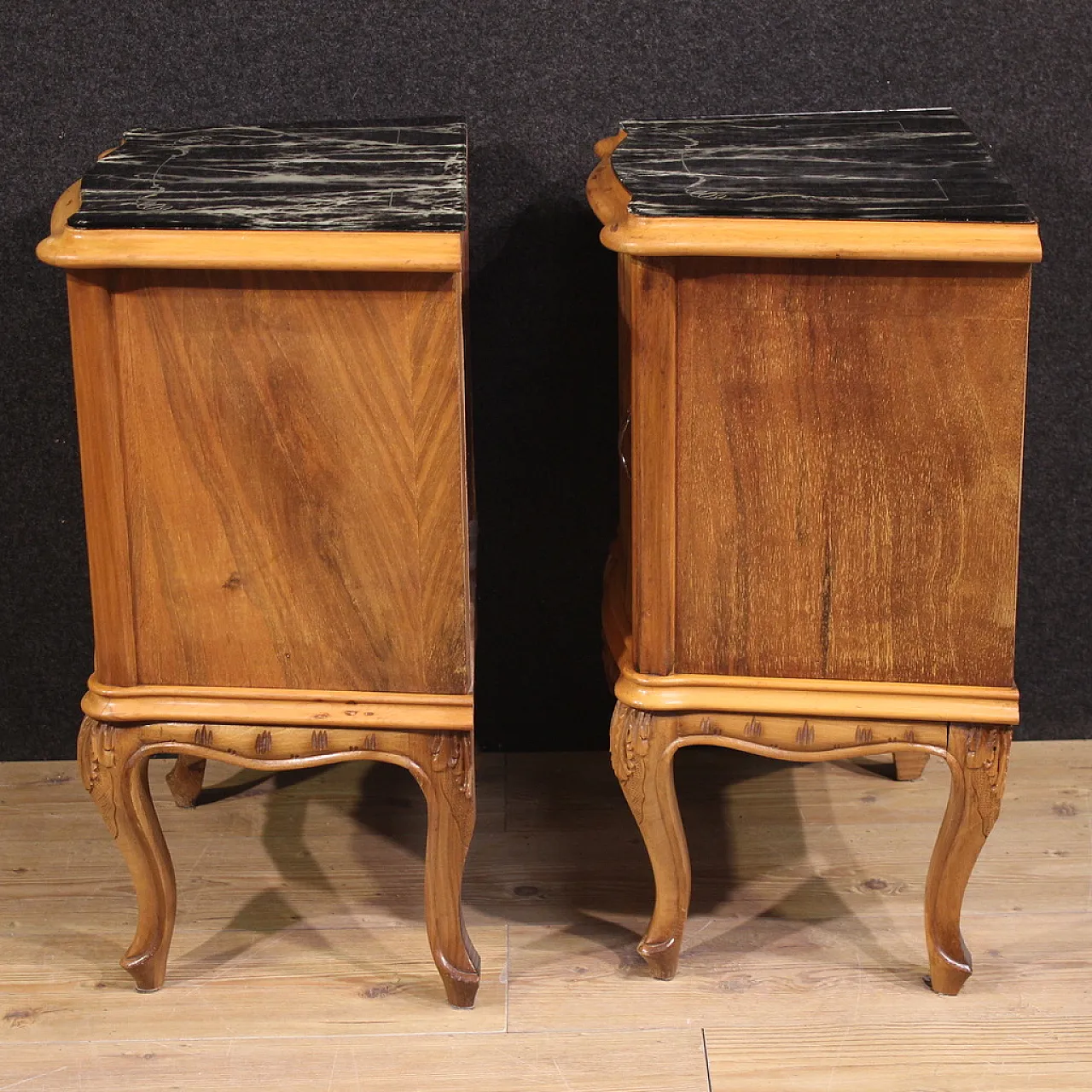 Coppia di comodini italiani, '900 8