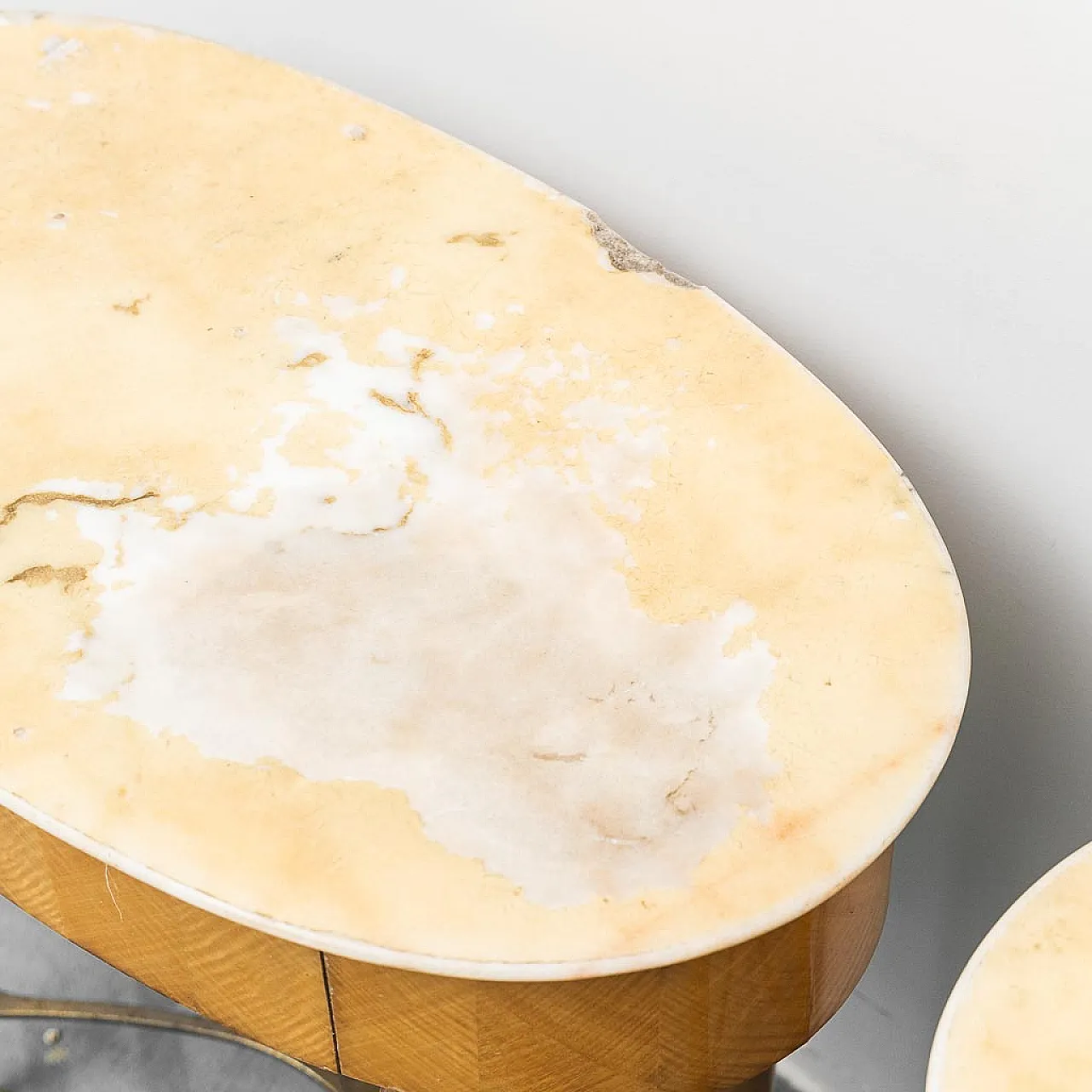 Pair of bedside tables in wood, marble and brass, 1950s 12