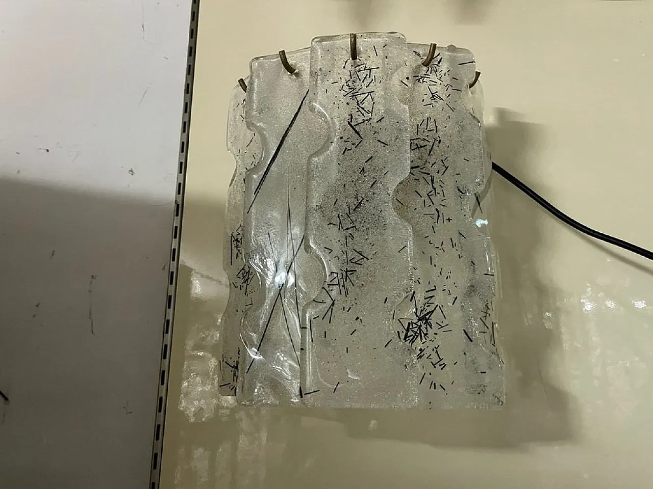 Coppia di applique geometriche in vetro di Murano, anni '70 7