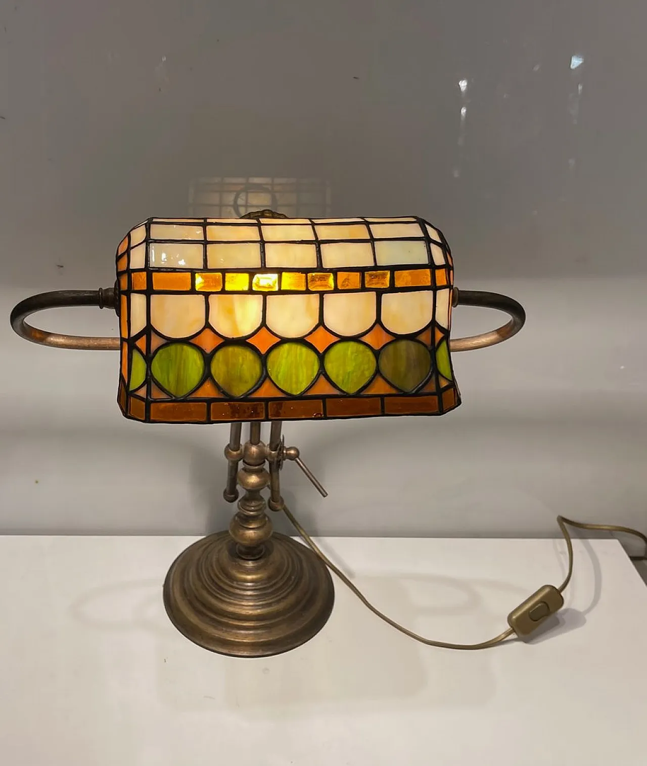 Tiffany desk lamp in bronze, 1970s 2