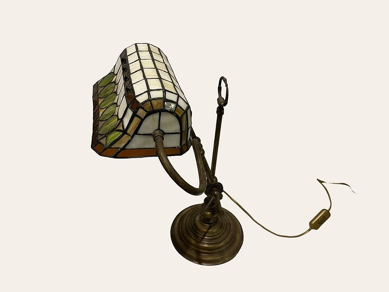 Tiffany desk lamp in bronze, 1970s 14
