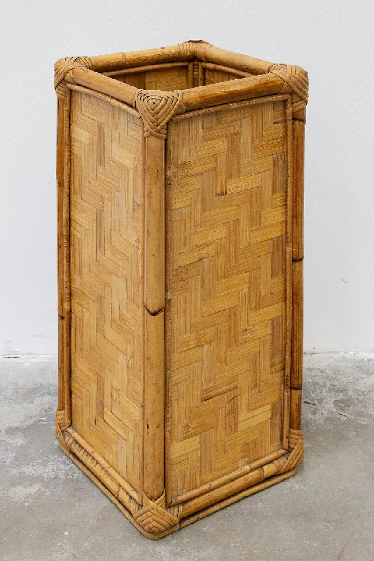 Mobili da camera in bambù, '900 14