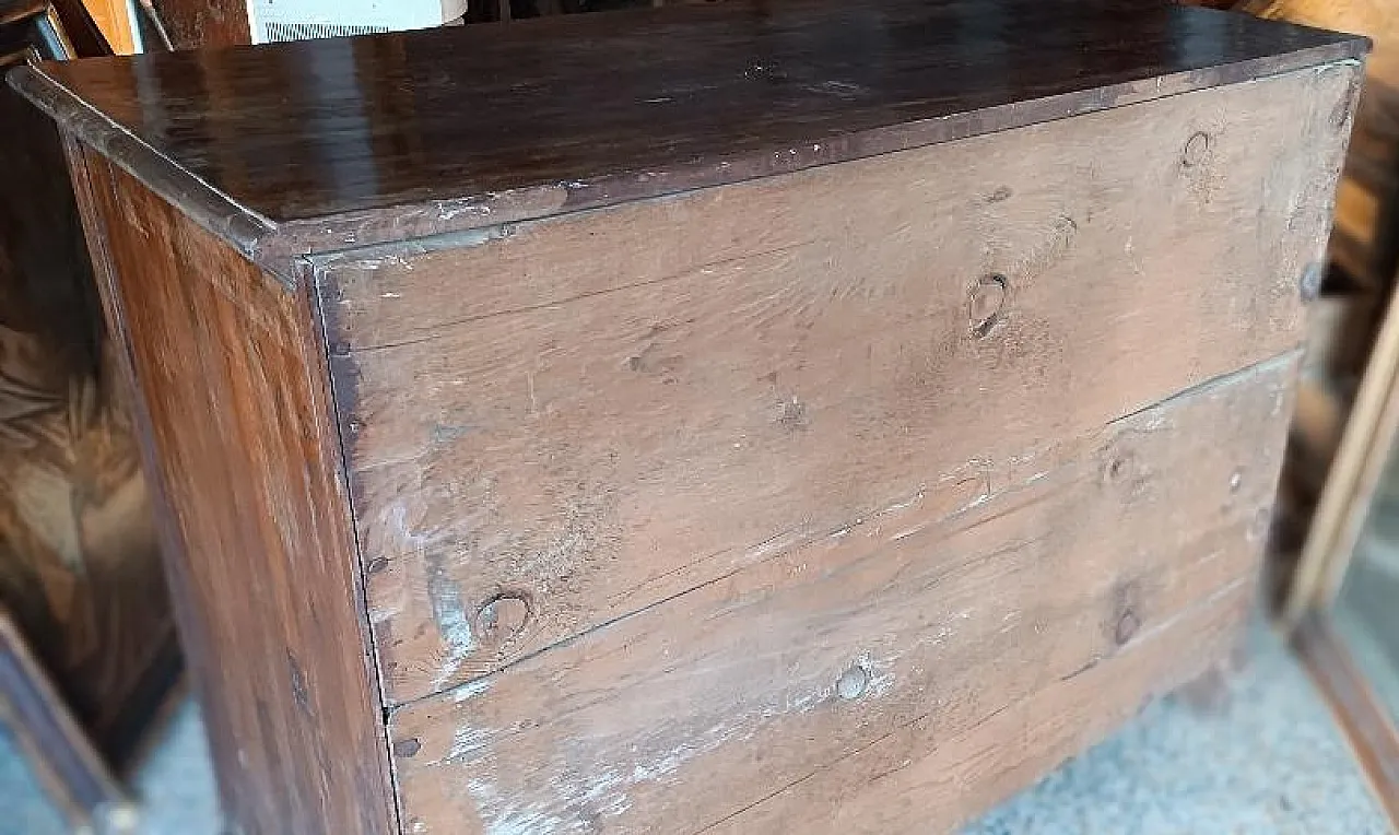 Inlaid wooden chest of drawers, 17th century 9
