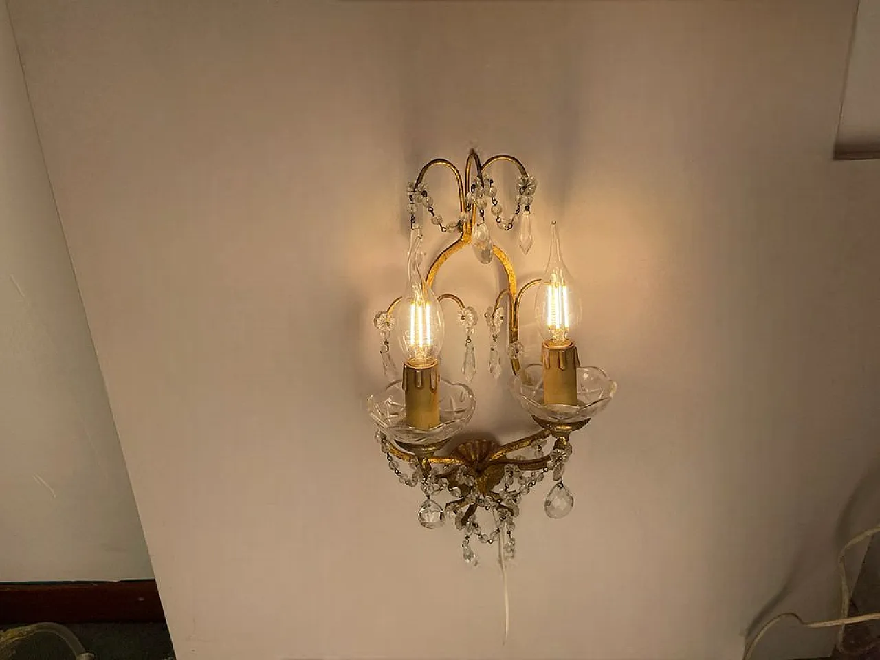 Pair of Florentine gilded crystal sconces, 1960s 5