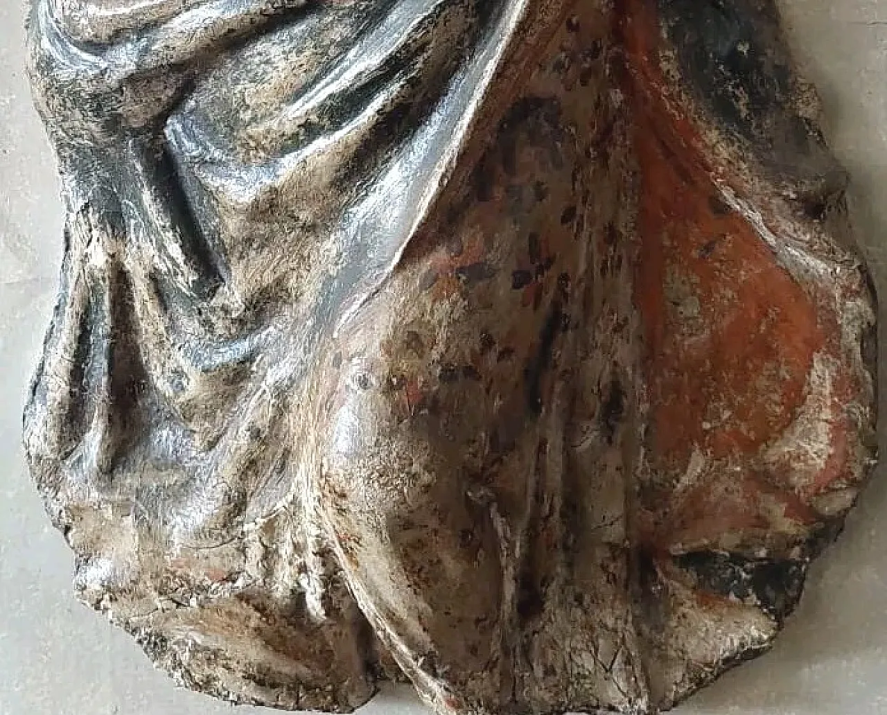 Madonna in high relief in stucco and papier-mâché, early 18th century 7