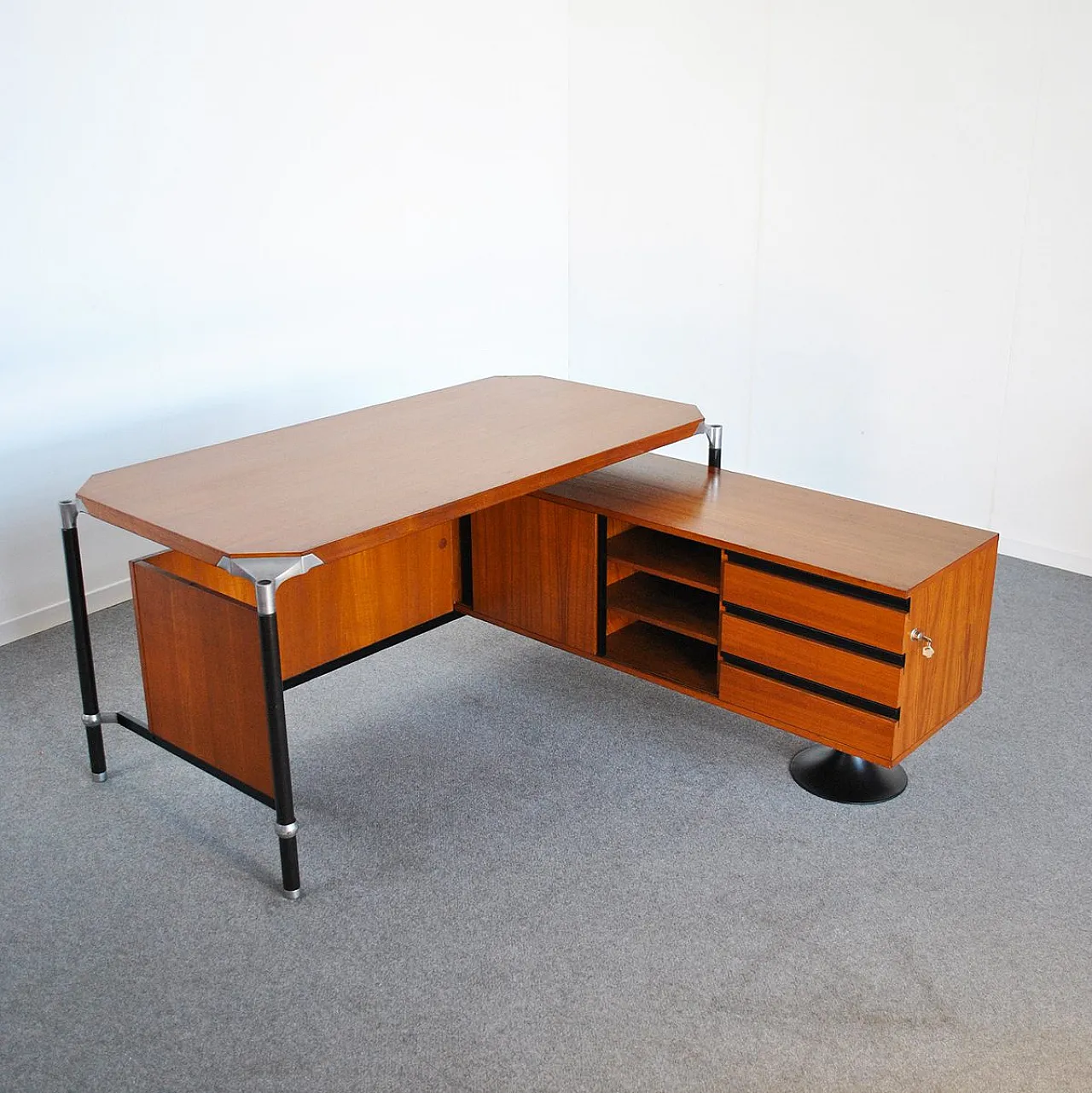Desk by Ico Parisi for MIM, 1960s 5