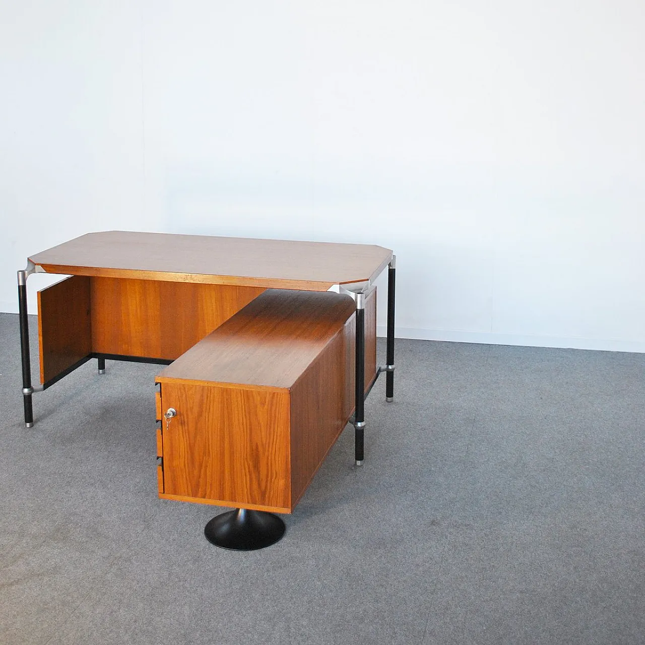 Desk by Ico Parisi for MIM, 1960s 6