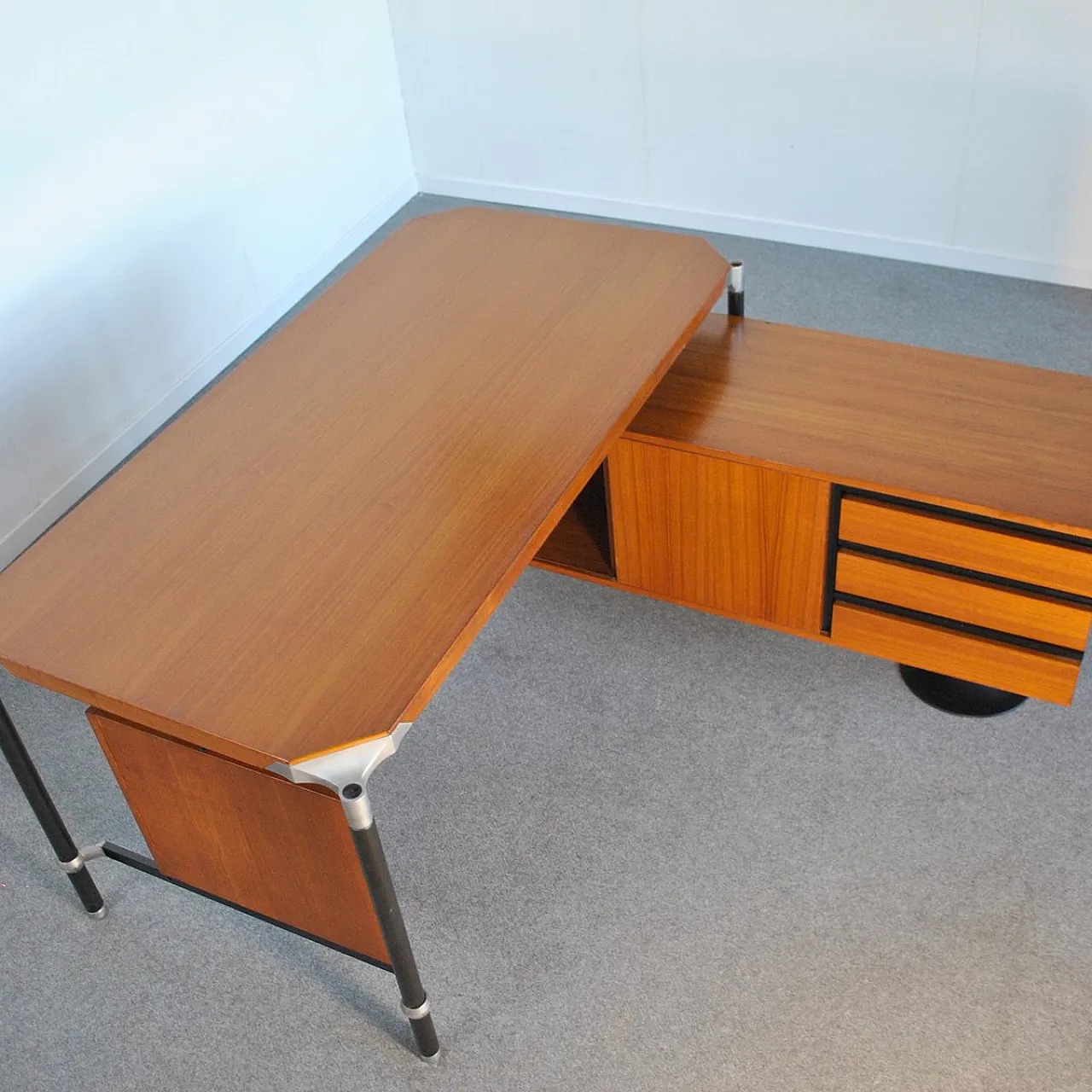 Desk by Ico Parisi for MIM, 1960s 11