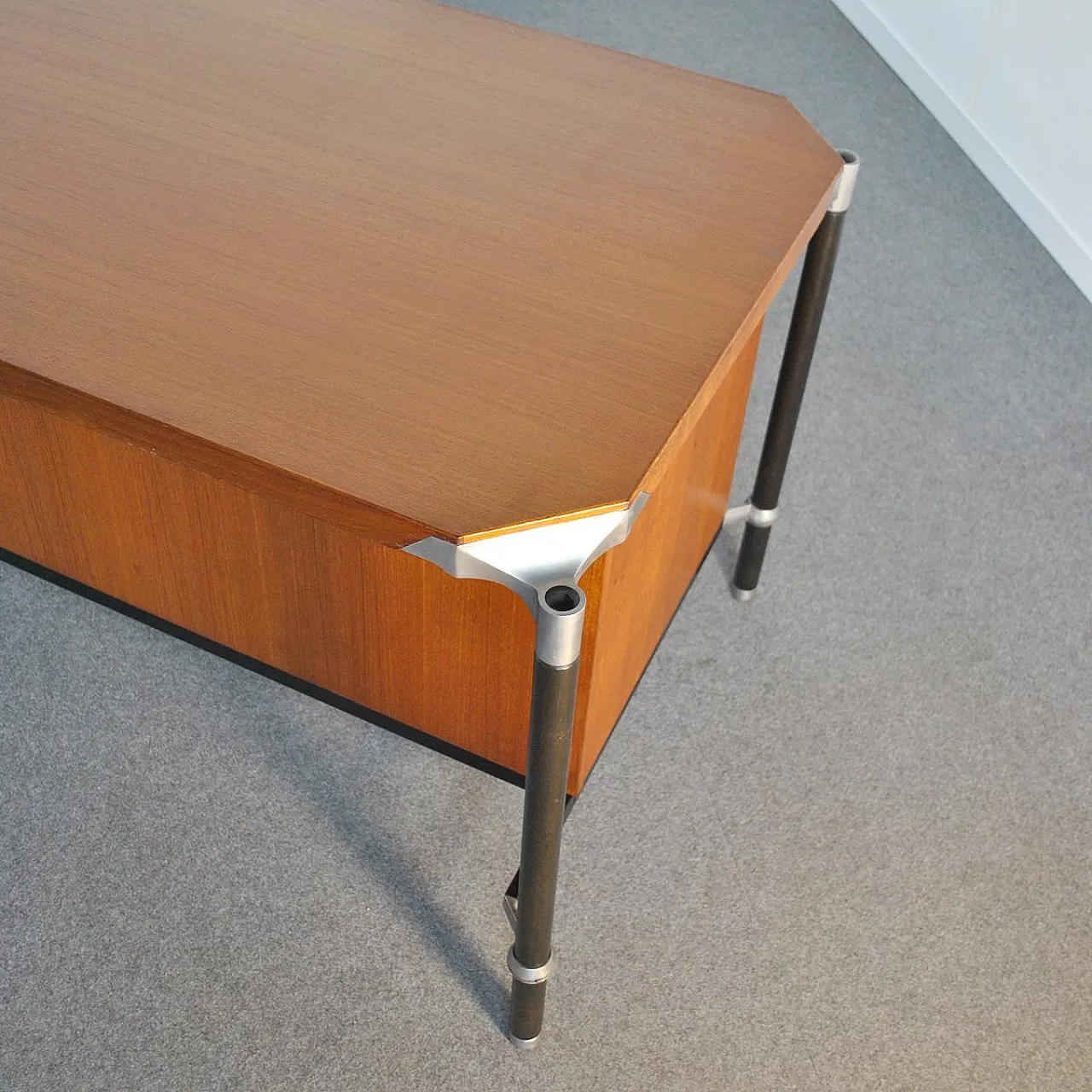 Desk by Ico Parisi for MIM, 1960s 15