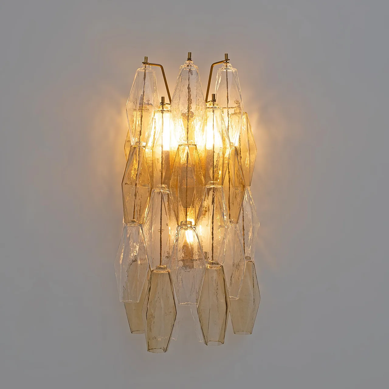 Pair of glass Poliedri sconces in amber and clear, 20th century 4