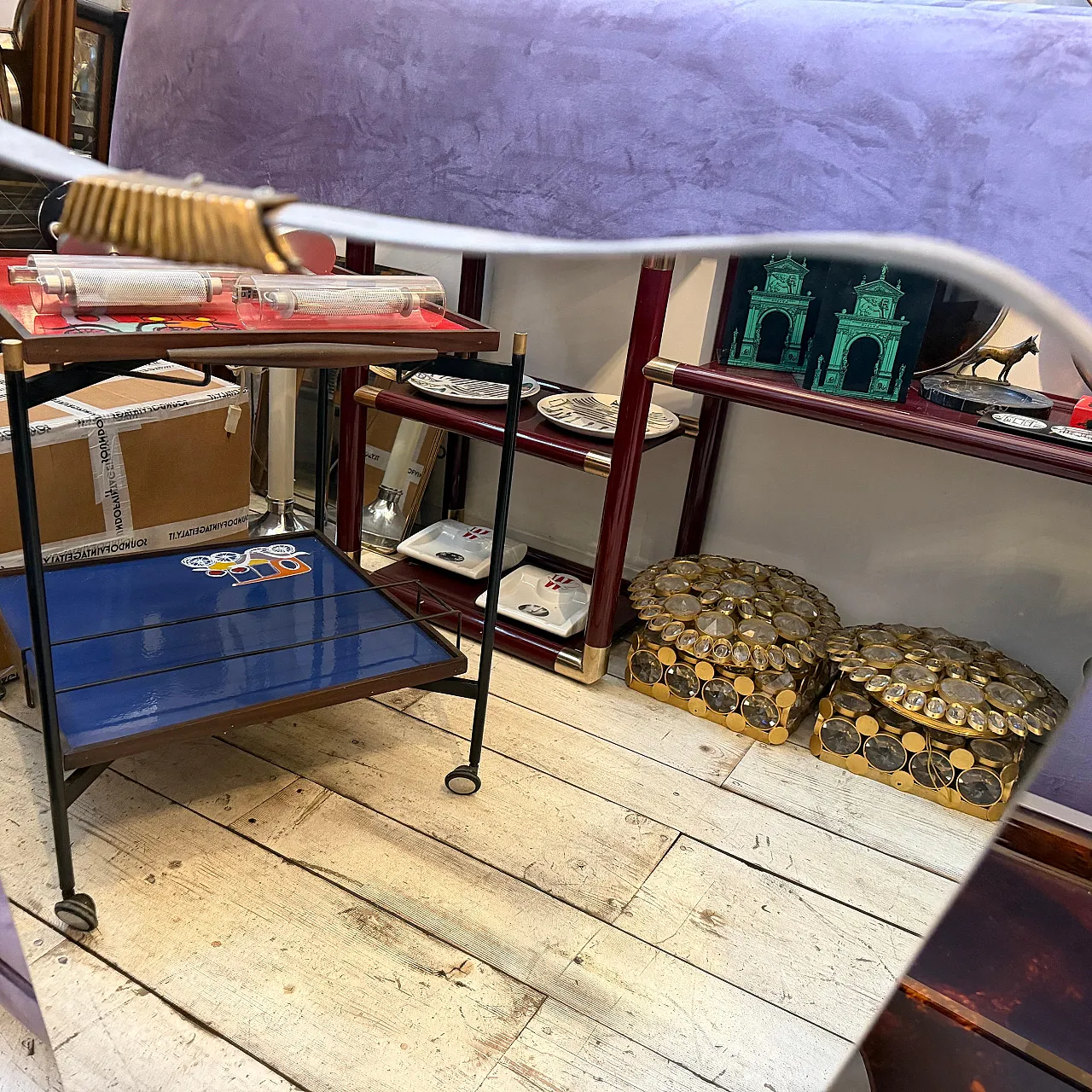 Coppia di specchi da parete in legno e ottone di Gio Ponti, anni '50 5