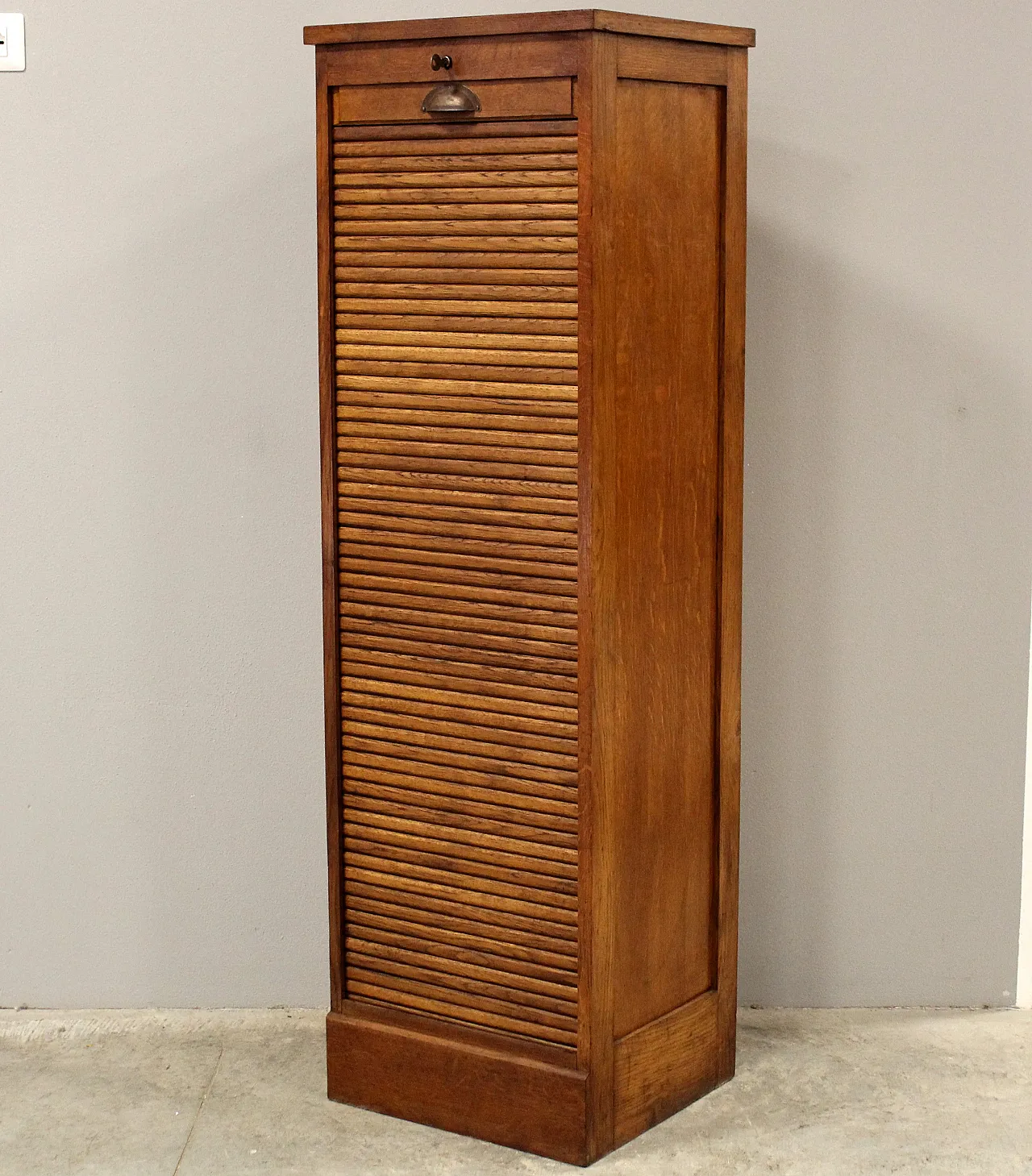 Filing cabinet with oak archive filing shutter, early 1900s 1
