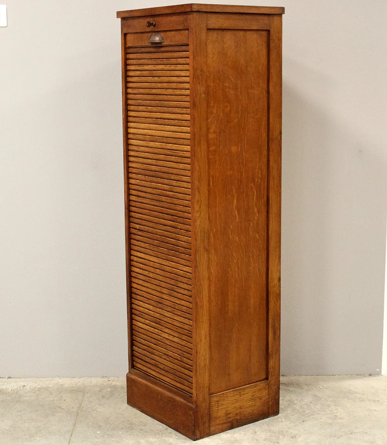 Filing cabinet with oak archive filing shutter, early 1900s 3