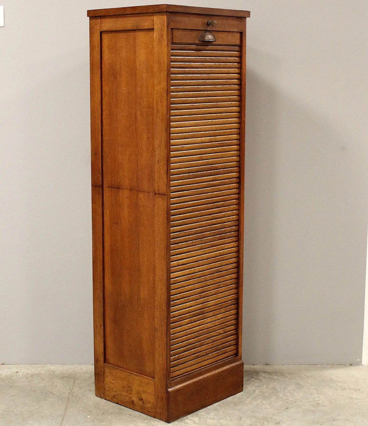 Filing cabinet with oak archive filing shutter, early 1900s 4