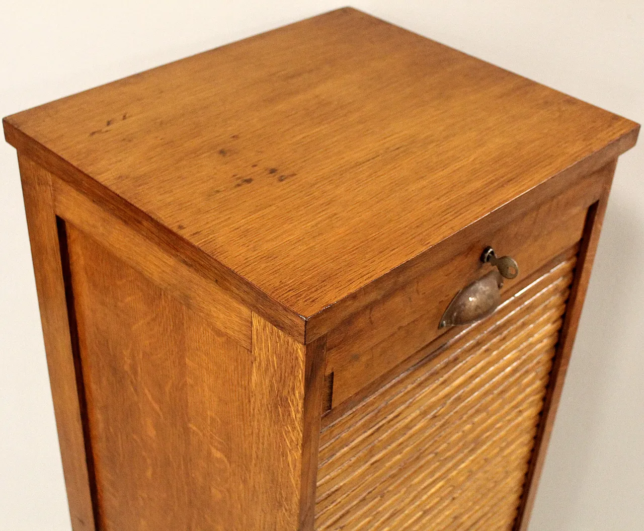 Filing cabinet with oak archive filing shutter, early 1900s 8