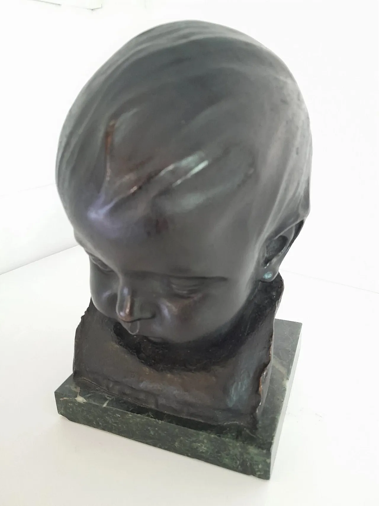 Newborn bronze sculpture by Corrado Betta, 1870-1935 1