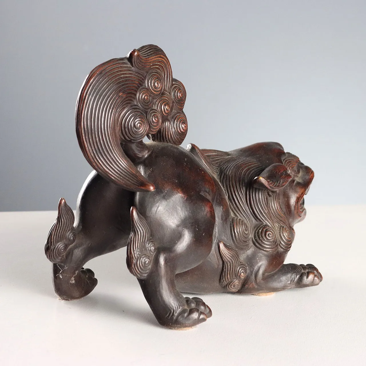 Dark patina bronze sculpture depicting a dog, 20th century 8