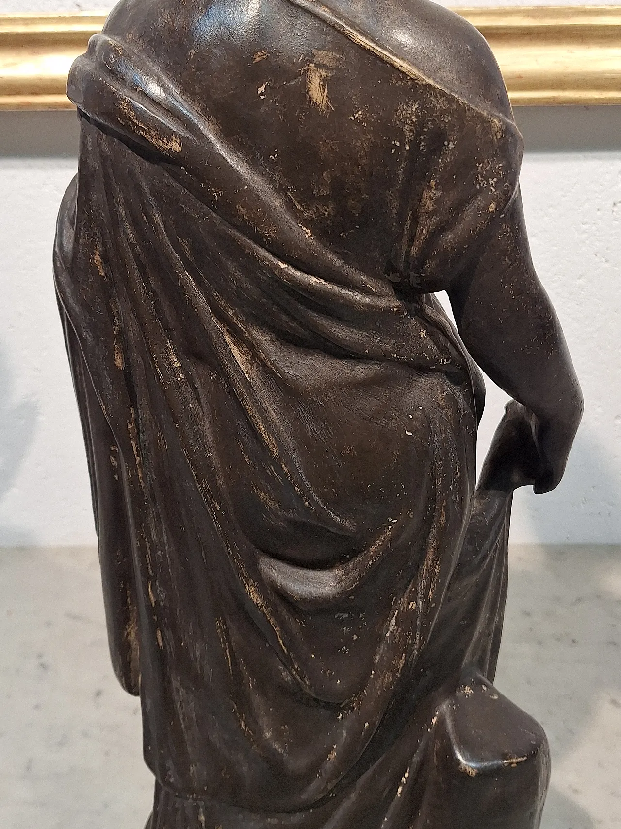 Venus statue in faux bronze patinated terracotta, 20th century 7