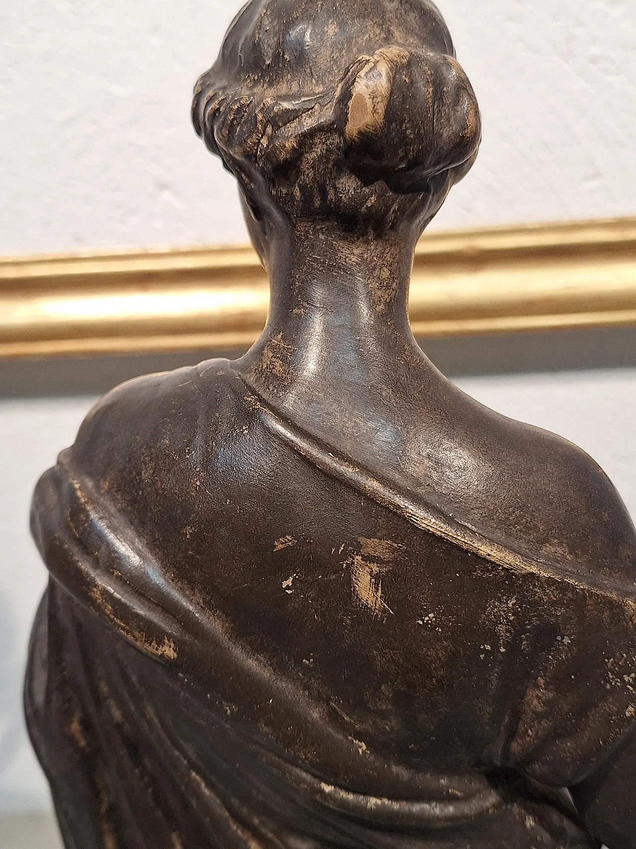 Venus statue in faux bronze patinated terracotta, 20th century 8