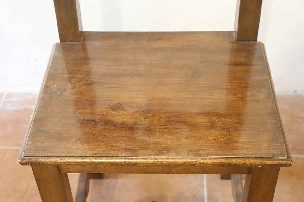 7 Neo-Renaissance chairs in solid walnut wood, 1940s 12