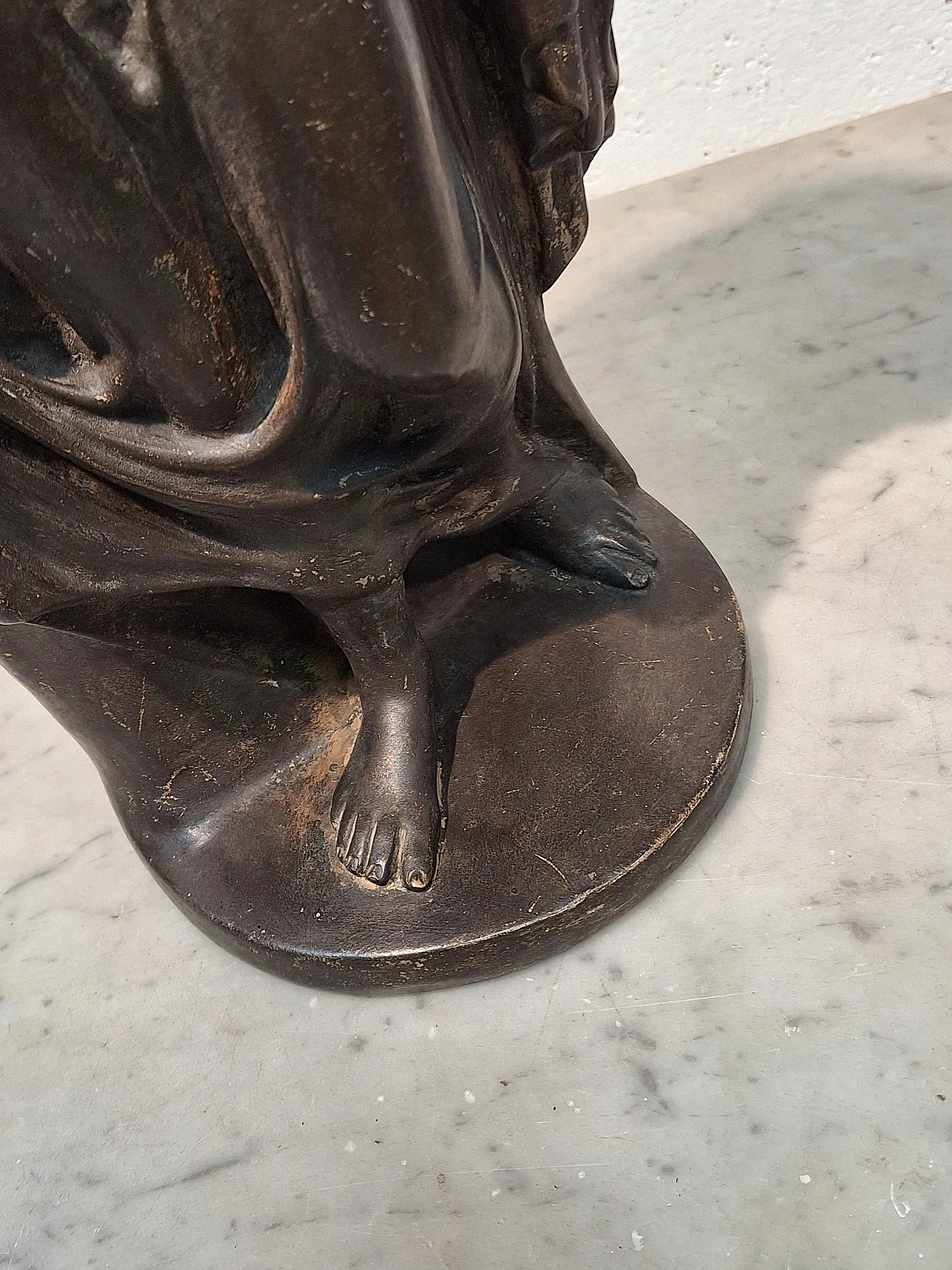 Venus statue in faux bronze patinated terracotta, 20th century 22