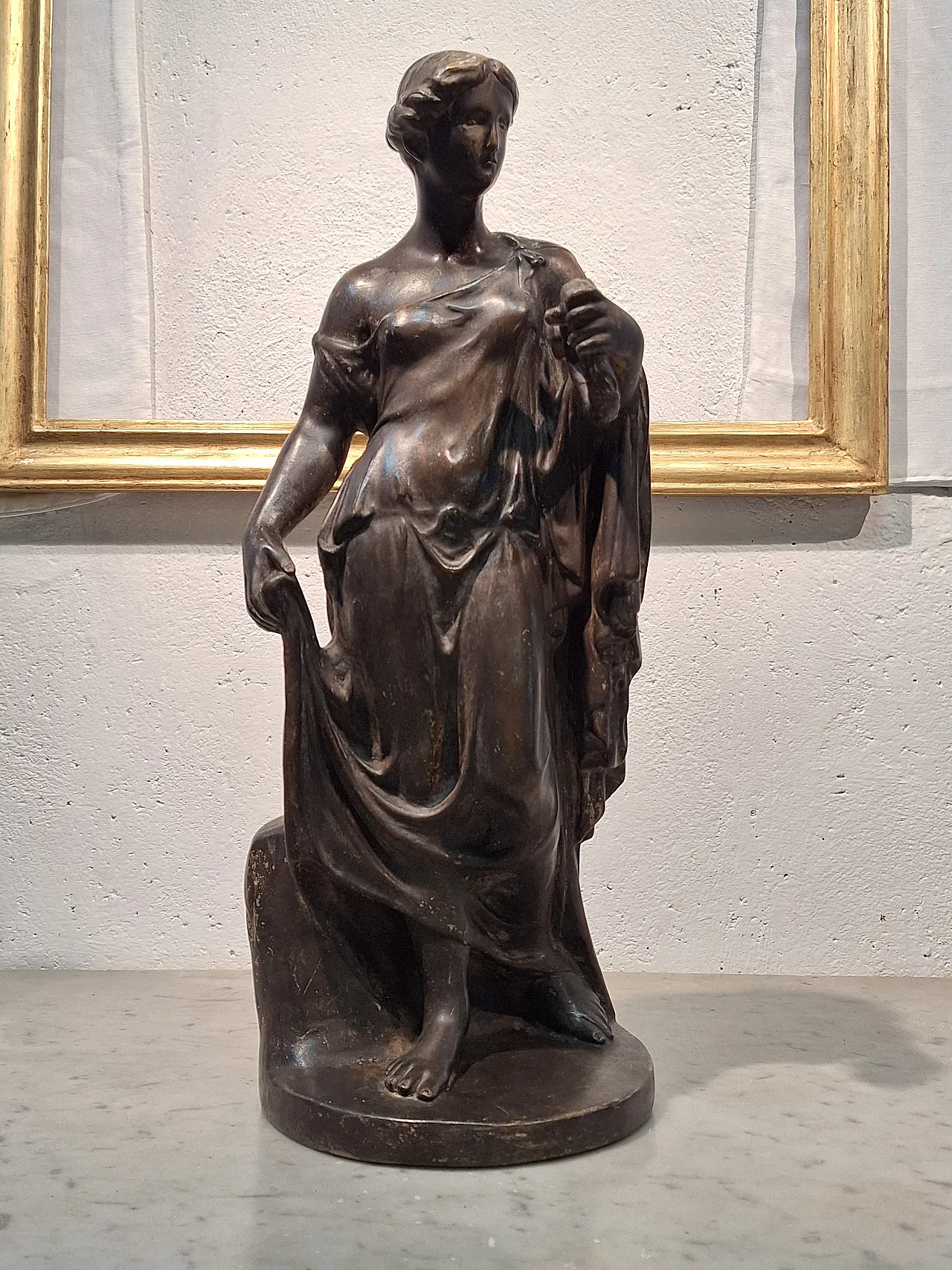Venus statue in faux bronze patinated terracotta, 20th century 40