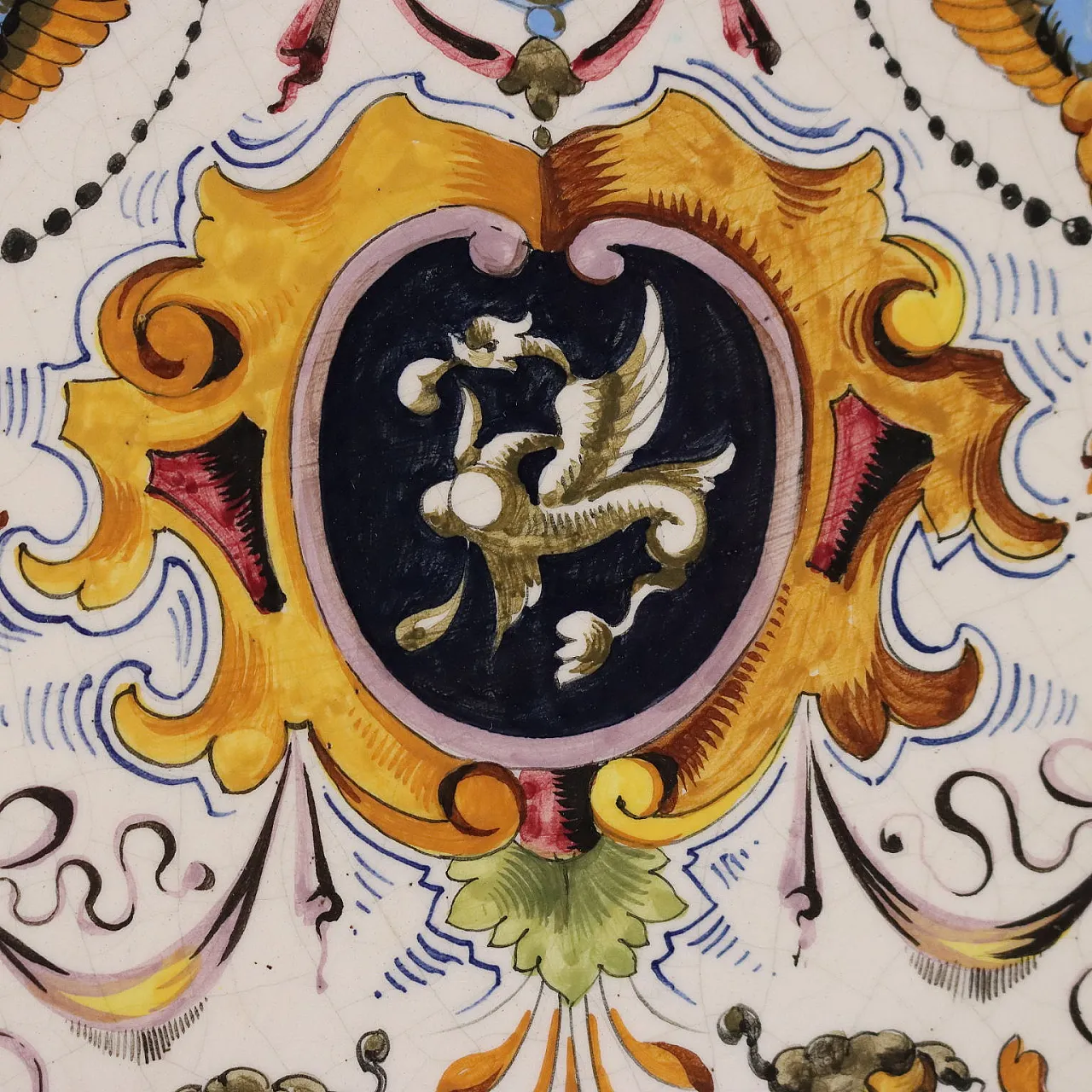 Piatto da esposizione in ceramica invetriata policroma, '900 4