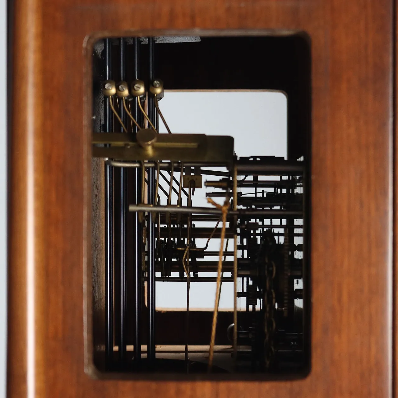 Grandfather clock Queen Anne style in walnut, 20th century 8