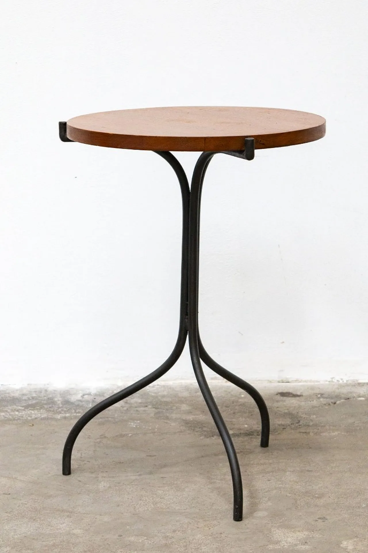 Tavolino in noce e ferro, anni '40 1